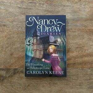 5/$20 NEW Nancy Drew Diaries #16 THE HAUNTING on HELIOTROPE LANE Book